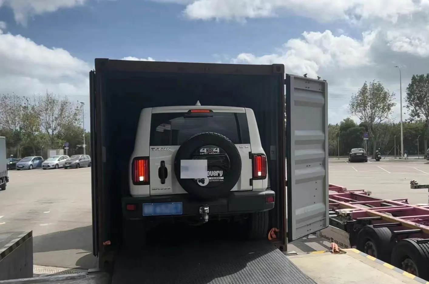 China vehicle export channel to Europe